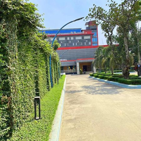 Cculb Resort & Convention Hall Gazipur Buitenkant foto