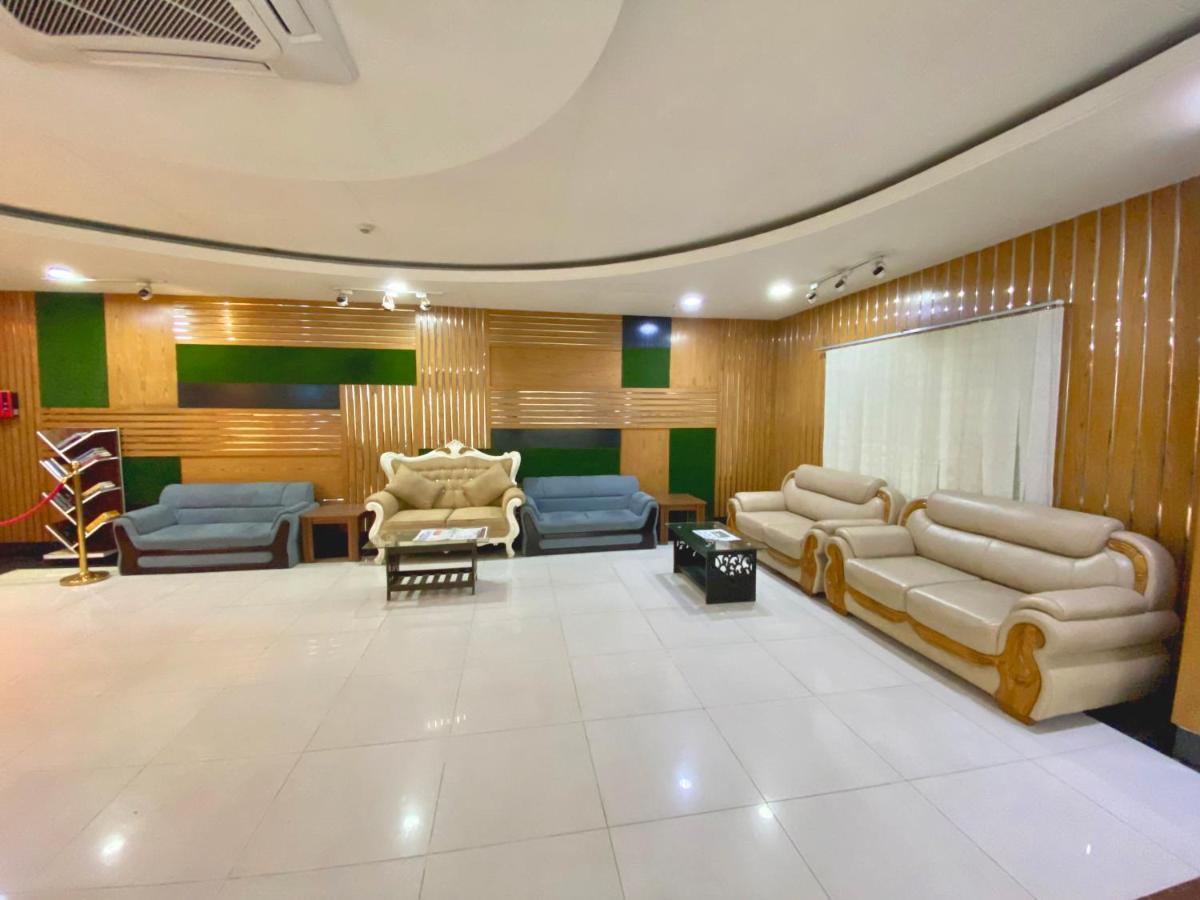 Cculb Resort & Convention Hall Gazipur Buitenkant foto