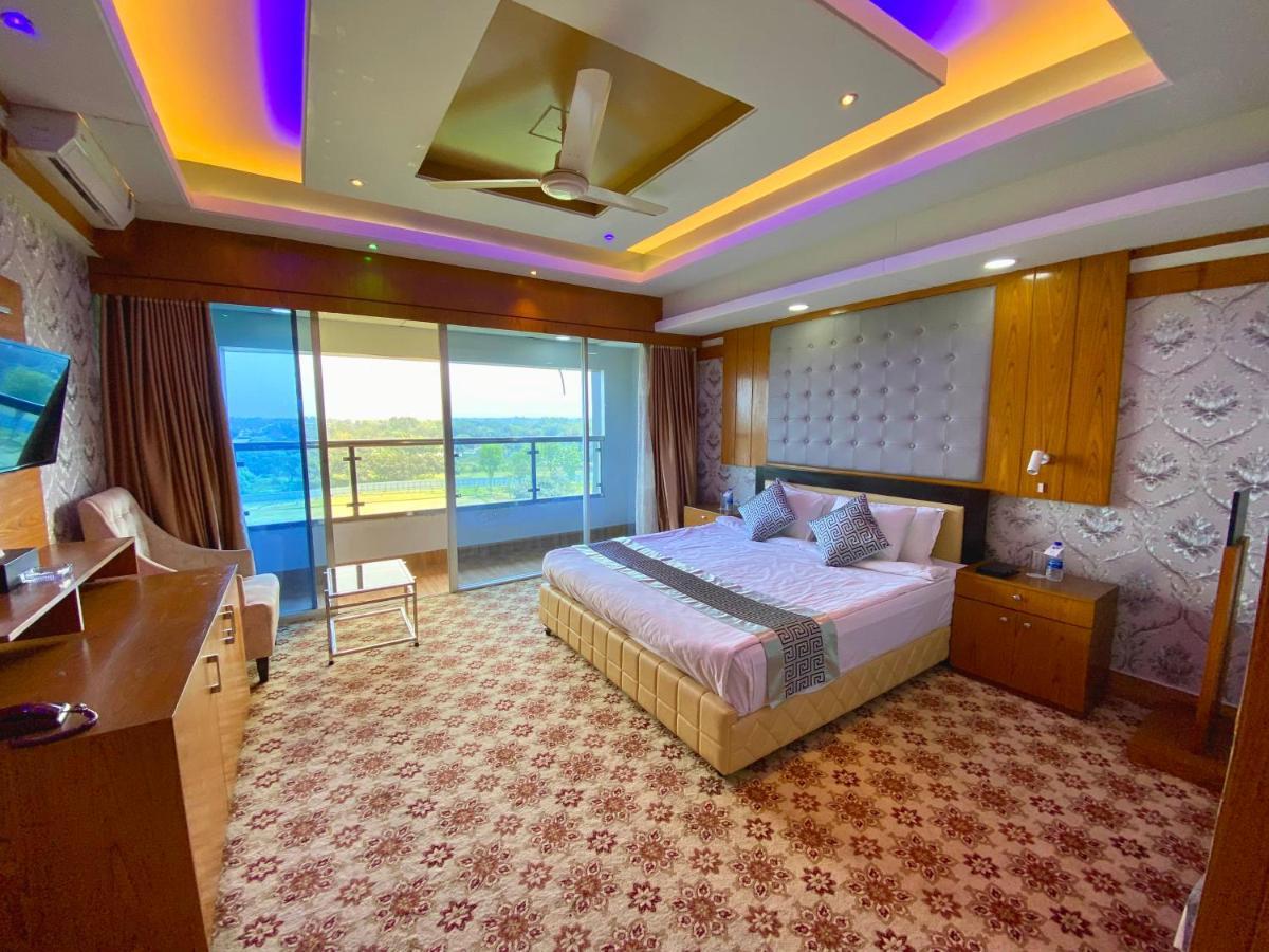 Cculb Resort & Convention Hall Gazipur Buitenkant foto