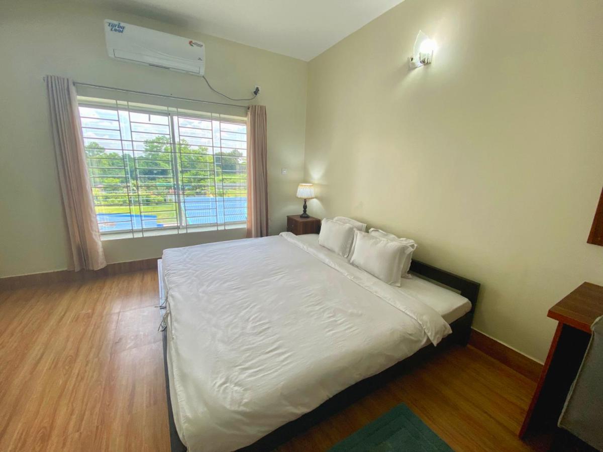 Cculb Resort & Convention Hall Gazipur Buitenkant foto